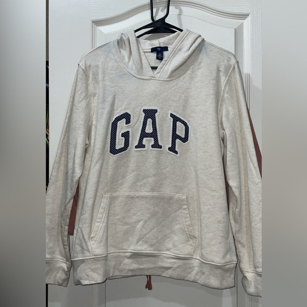 Gap cream sweatshirt